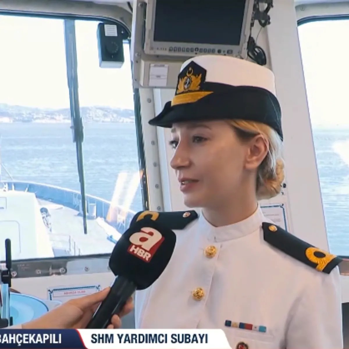 TCG İstanbul'un tek kadın subayı Almina Teğmen!