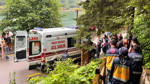 Uzungöl'de seyir terasından araç uçtu: 2 Arap turist yaralı