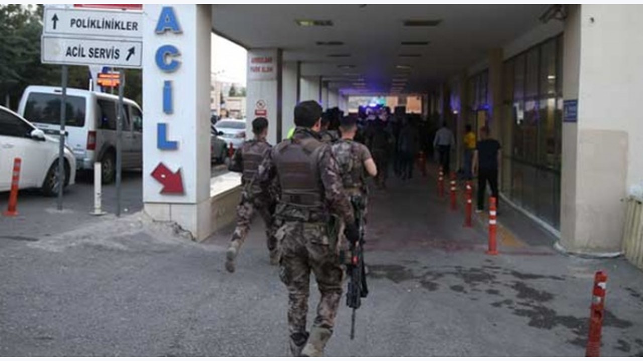 Şanlıurfa'da teröristlerle çatışma: Şehidimiz var