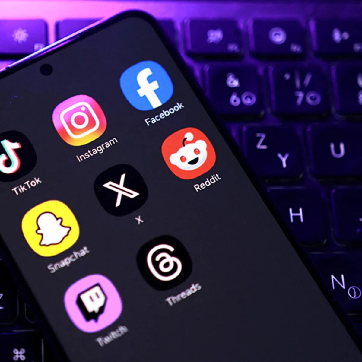 Threads Türkiye'de yeniden faaliyette: Veri kontrolü artık kullanıcıda