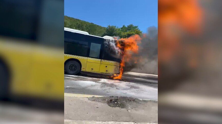 Ataşehir'de seyir halindeki İETT otobüsünde çıkan yangın söndürüldü