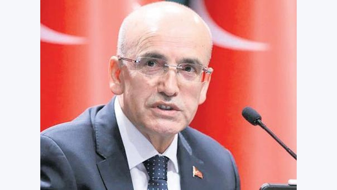 Mehmet Şimşek'ten Bütçe Disiplini ve Fiyat İstikrarı Açıklaması