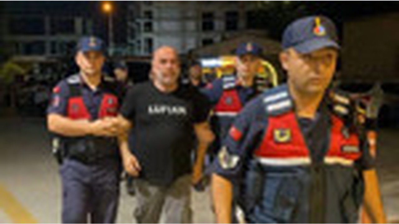 Yönetmen Ezel Akay Soruşturma Kapsamında Adli Kontrol Şartıyla Serbest Bırakıldı