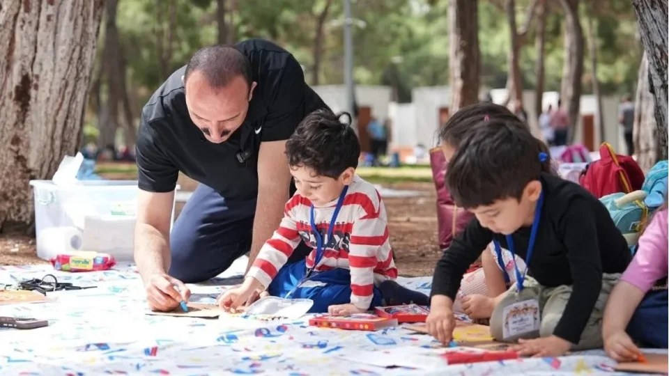Akıllı mahallelerde hibrit çocukluk dönemi başladı