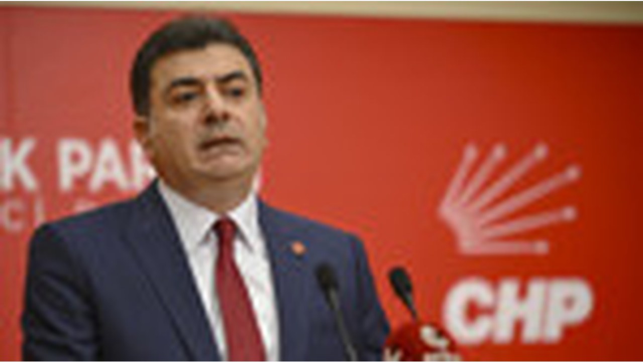 Yeni parti kuruluşu için planlanan kritik toplantı ileri bir tarihe ertelendi