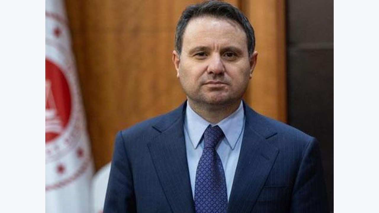 Bakan Gürlek'ten Ahbap ve Haluk Levent Açıklaması