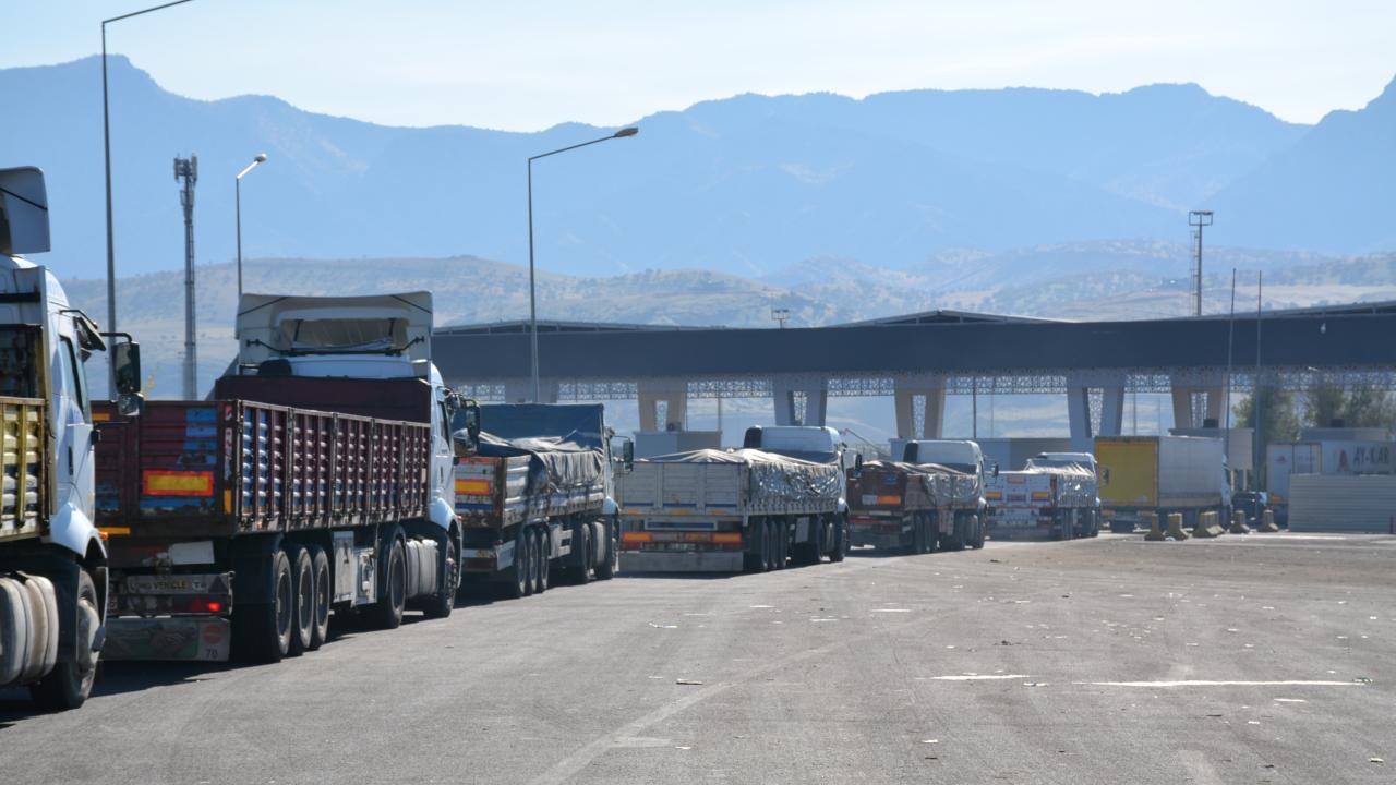 Habur Gümrük Kapısı'nda Günlük Tır Çıkış Rekoru