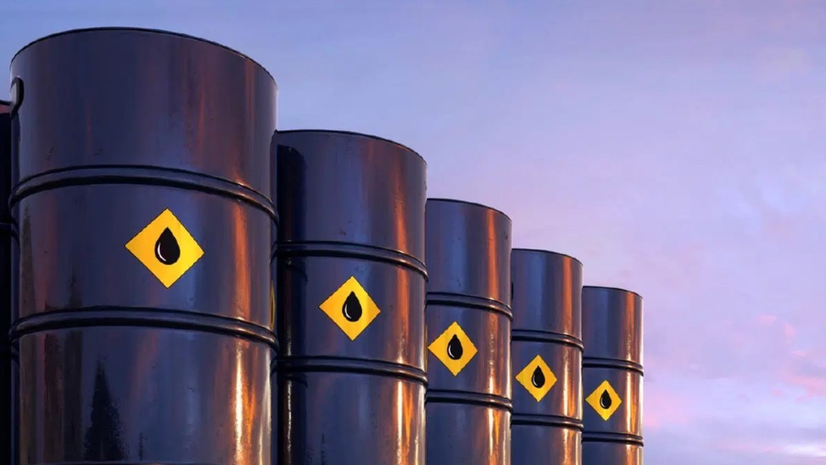 Petrol Fiyatlarında İran Belirsizliği ve Yükseliş Eğilimi Sürüyor