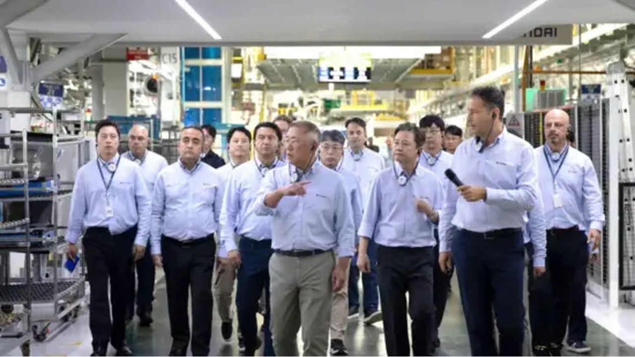 Otomotiv Dünyasında Kritik Ziyaret: Yeni Elektrikli Model İçin İzmit Üssünde İnceleme
