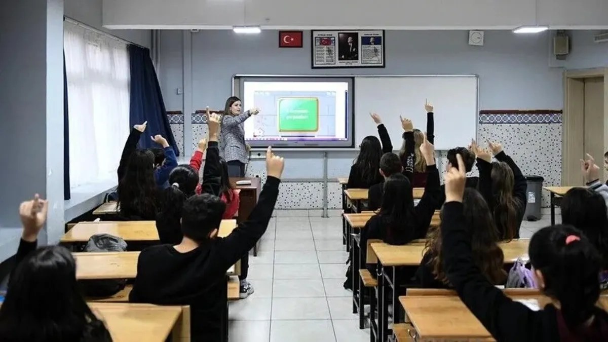 MEB İller Arası Mazerete Bağlı Yer Değiştirme Sonuçları Duyuruldu