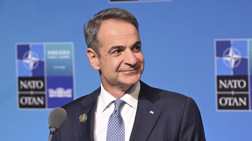Yunanistan Başbakanı Miçotakis Girit'te Bisiklet Kazası Geçirdi