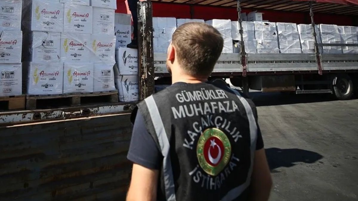 Dış ticaret düzenlemelerine uymayan şirketlere milyarlık yaptırım