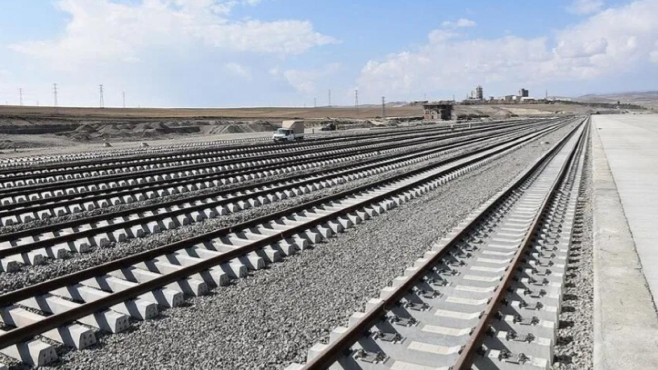 Ulaştırma yatırımlarında demir yolu ilk sırada