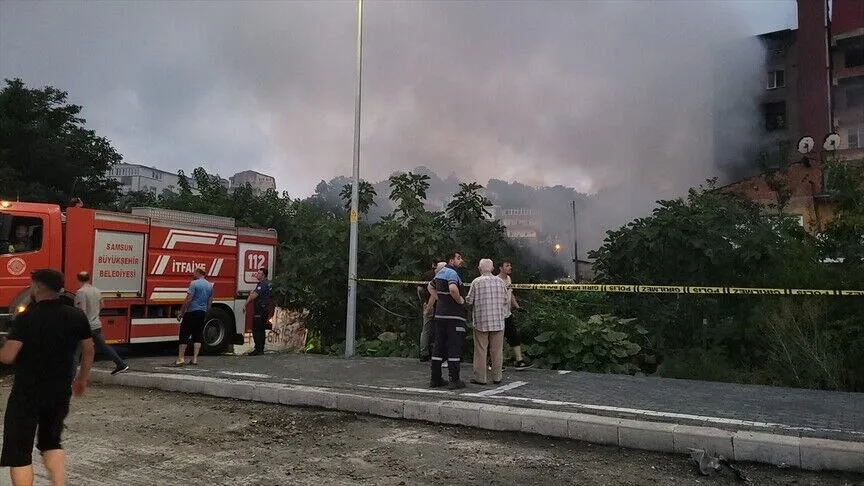 Samsun'da Tüp Deposu Üzerinden Çıkan Yangına müdahale ediliyor