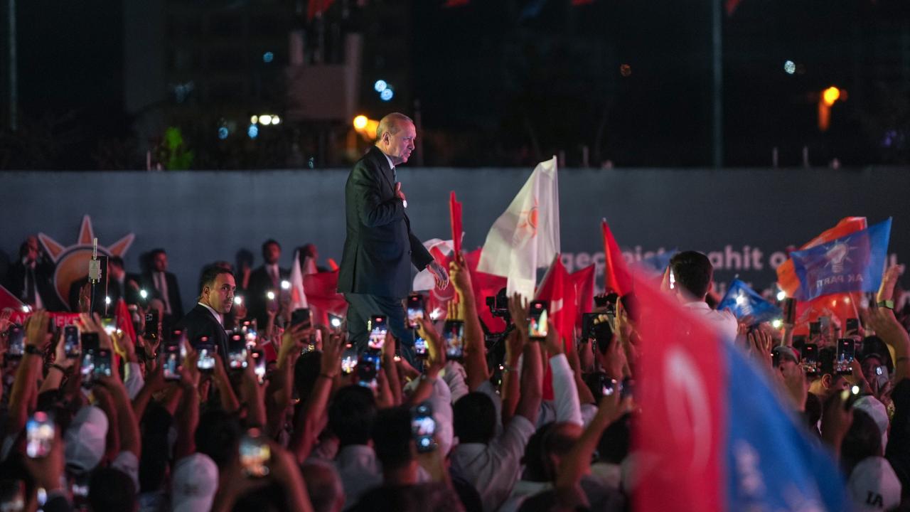 Cumhurbaşkanı Erdoğan: Türkiye için aşkla çalışmayı sürdüreceğim