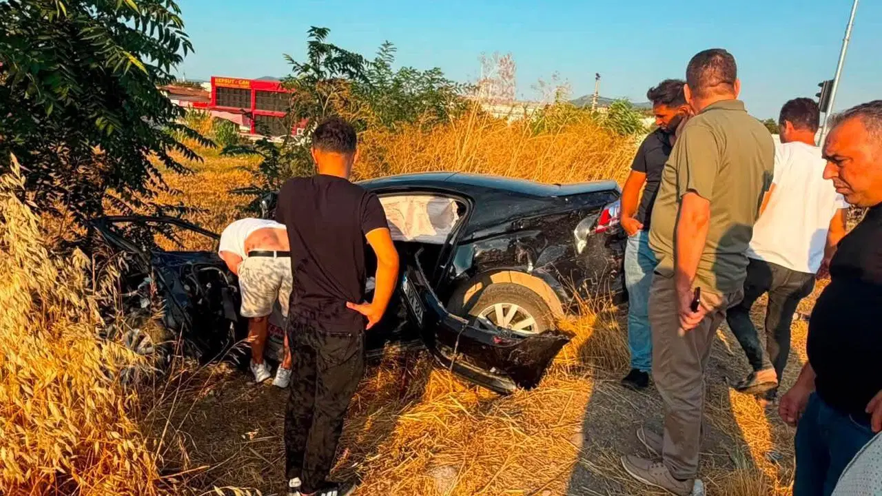 Balıkesir'de Orman Yangından Otomobil Çarpışması: 1 Ölü Kadar