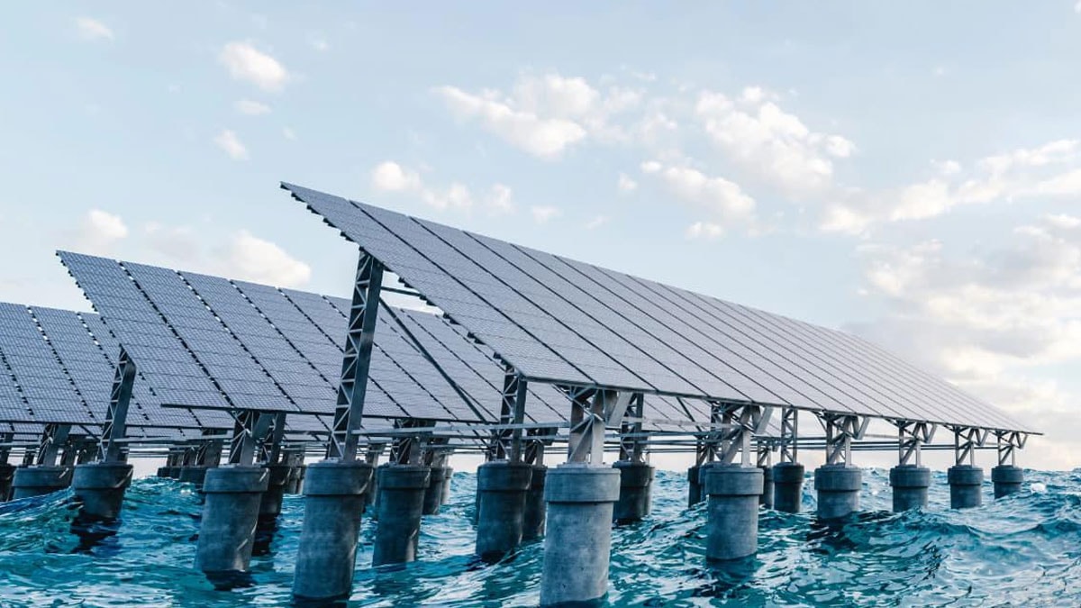 Singapur'da Karasal Alan Yetersizliği Nedeniyle Johor Boğazı'nda 5 Megavat Kapasiteli Güneş Enerjisi Saldırısı