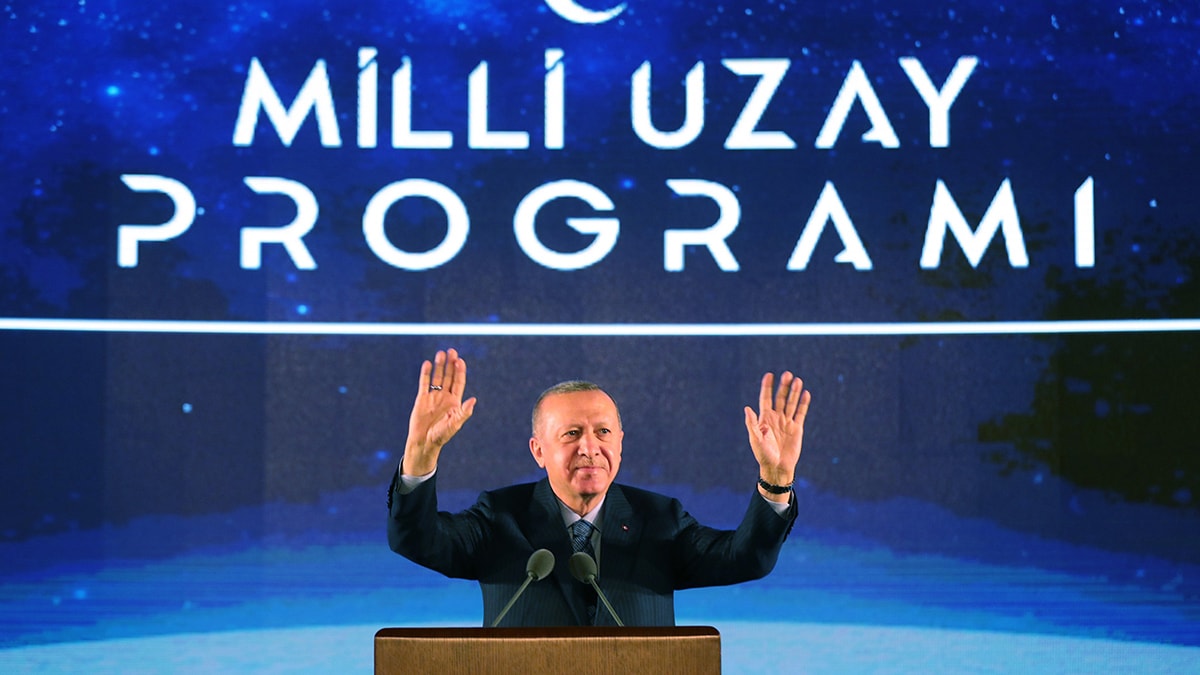 Uzayın Parası Cezaevine Gitti: İktidar Kapasiteleri Çok Üzerinde Çıkardığı Sonuç